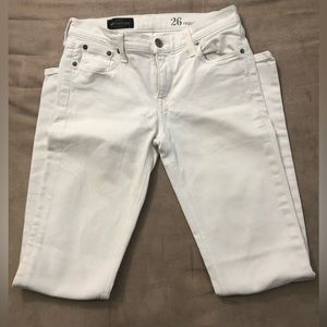 J.Crew women’s white “matchstick” Jean size 26 regular